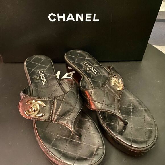 RARE Authentic Chanel Black T-Strap black platform sandals silver turn lock size - Picture 1 of 5